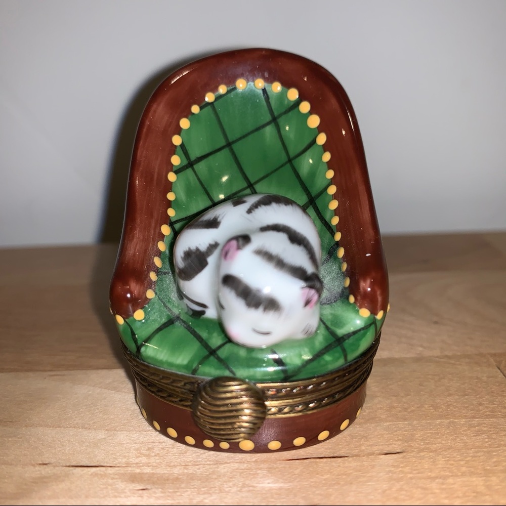 Vintage Limoges Cat Porcelain Armchair Trinket Box